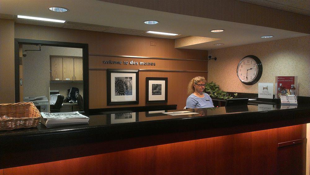 Hampton Inn Des Moines-Airport Buitenkant foto